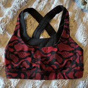 lululemon sports bra